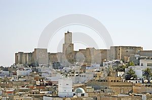 Kind on the city of Sousse