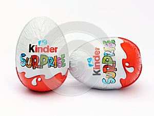 Kinder Surprise Chocolate Eggs - Oua cu surprize Kinder