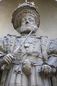 King Henry VIII Statue in London
