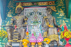 King Mangrai and his queen statues at Wat Ming Muang Buddhist temple, Chiang Rai, Thailand. King Mangrai, also known as Mengrai.