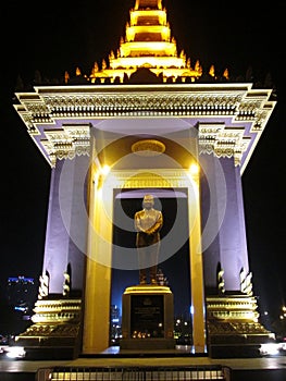 King Norodom Sihanouk Statue