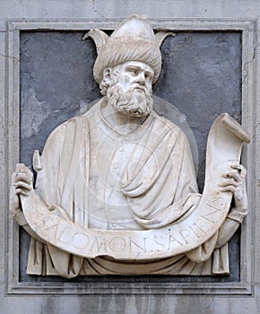 King Solomon, relief on the portal of the Cathedral of Saint Lawrence in Lugano