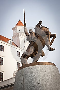 Socha krále Svatopluka na Bratislavském hradě