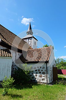 Kirche Heiligenwalde in Uschakowo