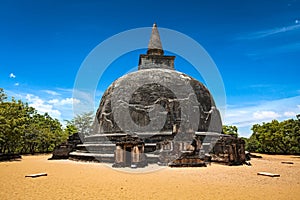 Kiri Vihara - ancient buddhist dagoba stupa
