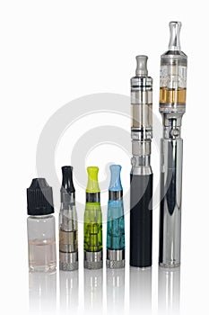 Kit for electronic cigarettes