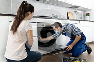 Kitchen Appliance Oven Repair By Handyman Technician