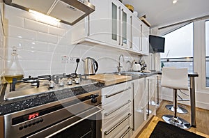 Kitchen with breakfast bar