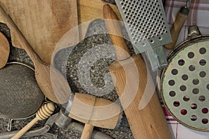 Kitchen utensils with free text space in the shape of a heart.