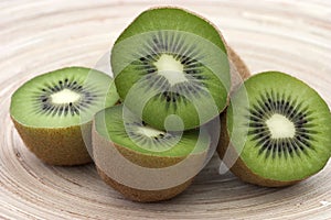 Kiwi halves