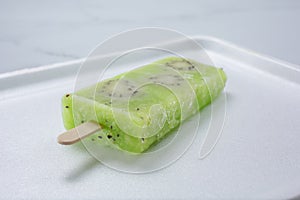 kiwi paleta