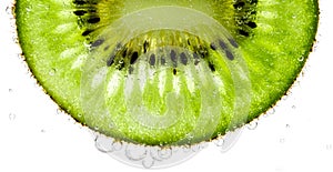 Kiwi slice splash