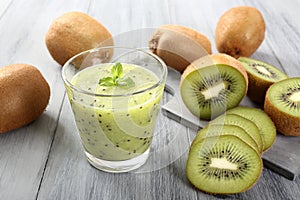 Kiwi smoothie