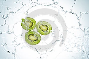 Kiwi Water Splash
