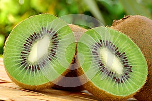 Kiwis