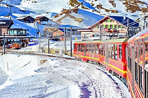 Kleine Scheidegg railway to Jungfraujoch peak view