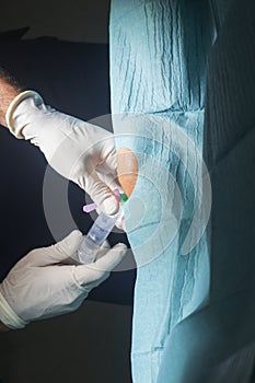 Knee surgery anaesthetic injection