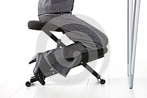 Kneeling chair