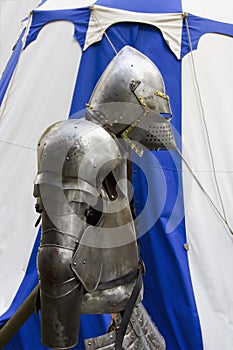 Knights armour 1007