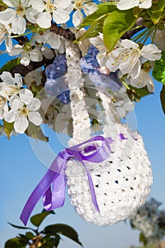 Knitted basket for Easter