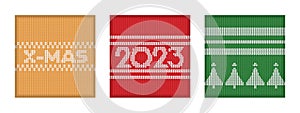 Knitted New Year poster minimalistic set. X mas and 2023 text. Christmas tree on green background. Seamless Christmas pattern.