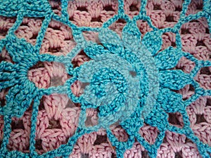 Knitted polyhedral star