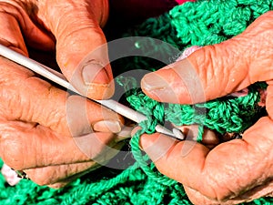 Knitting needles and wool