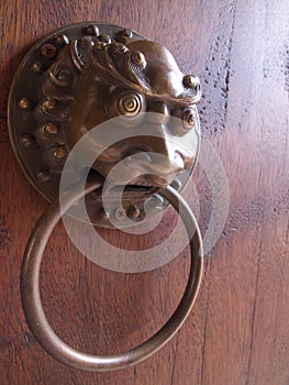 Knocker