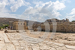 Knossos Palace - North Lustral Basin and Throne Room