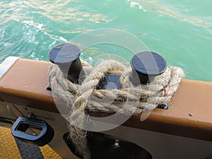 Knot on a bollard