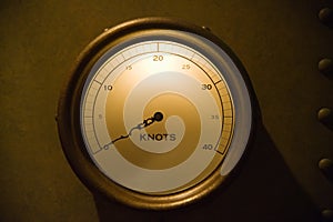 Knots gauge