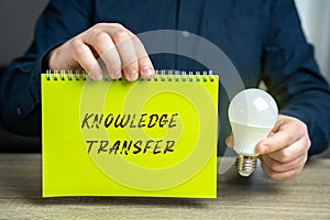Knowledge transfer concept. Transferring knowledge from one part of the organization to another