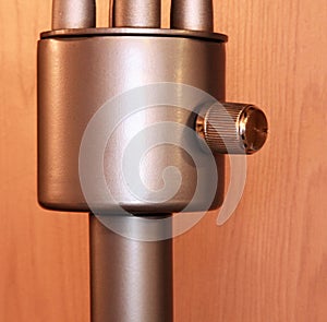 Knurled Knob on Metal Post