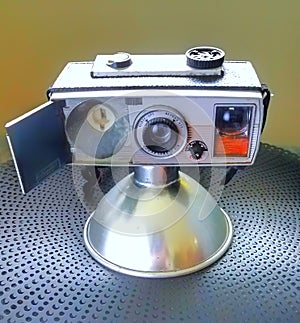  Kodak Instamatic 127 with flash gun camera