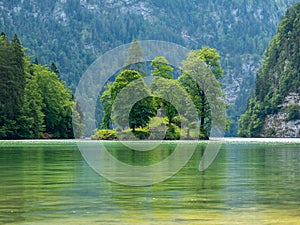 Koenigssee in Schoenau Bergsee Berchtesgaden Alps