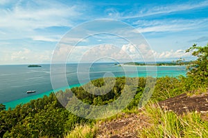 KOH ADANG : Viewpoint Chado cliff on Koh Adung photo