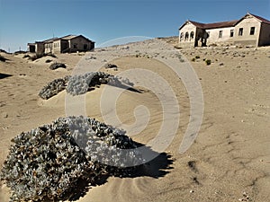 Kolmanskop `afrique. Kolmanskop, German. Kolmannskuppe is an abandoned town in Namibia, located in the Namib desert.