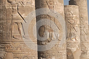 Kom Ombo temple photo