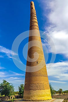 Konye Urgench Kutlug Timur Minaret 01