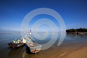 Kor-Lae boat Pattani photo