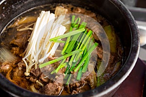 Korean cuisine, Bowl of beef soup