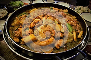 Korean spicy stir-fried chicken Dak-galbi