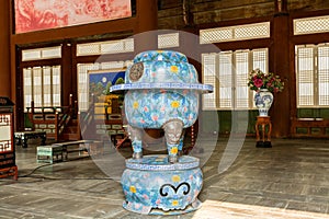 Korean traditional ceramic vase in the office of the king  of Joseon dynasty  in Gyeongbokgung,  also known as Gyeongbokgung