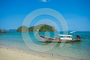 Long tail boats anchored waiting for trourist at the Hong Island