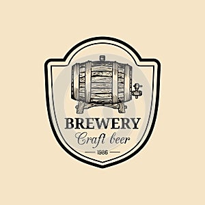 Kraft beer barrel logo. Old brewery icon. Hand sketched keg illustration. Vector vintage lager, ale label or badge.