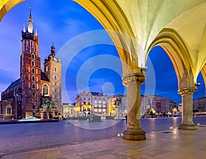 Krakow. St. Mary`s Church and market square at dawn.