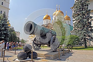 Kremlin bombard