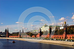 Kremlin wall and Moskva river