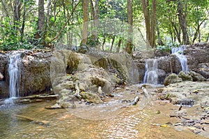 Kroeng Krawia Waterfall