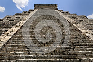 Kukulcan Pyramid at Chichten Itza